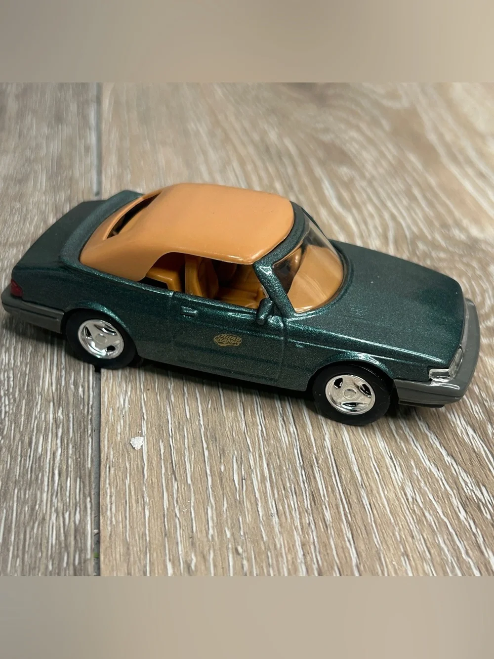 Vintage 1992 Road Champs 1/43 Saab 900 Turbo Convertible Metallic Green